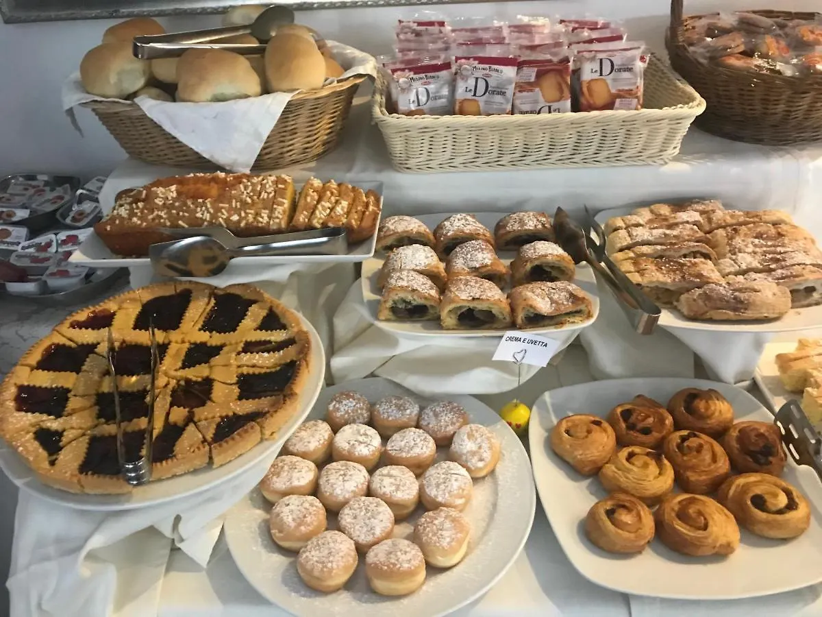 **  Hotel Puccini Riccione Italia